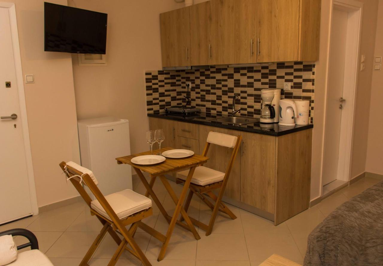 Central Luxury Studio Corinth Exterior foto