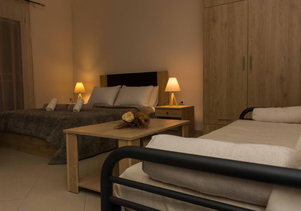Central Luxury Studio Corinth Exterior foto
